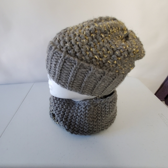 Verloop Knit Hat and Neck Scarf Set Gray and Metallic Slouchy Skull Cap Cowl main image 5